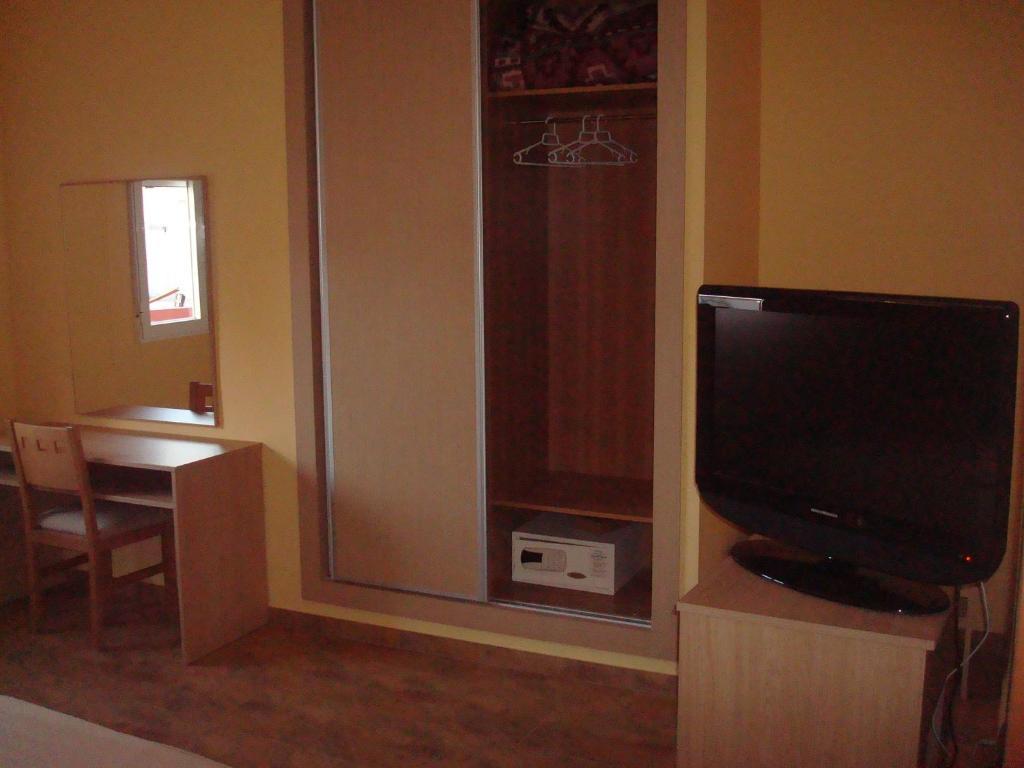Hotel Los Chiles Villanueva Del Arzobispo Cameră foto