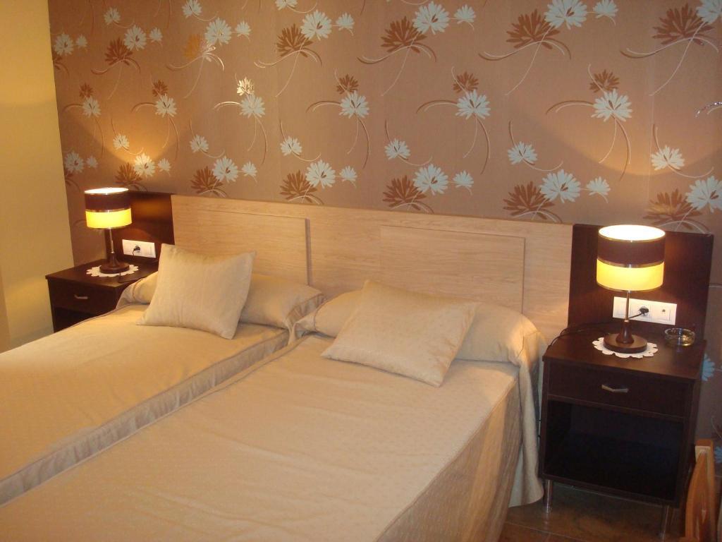 Hotel Los Chiles Villanueva Del Arzobispo Cameră foto